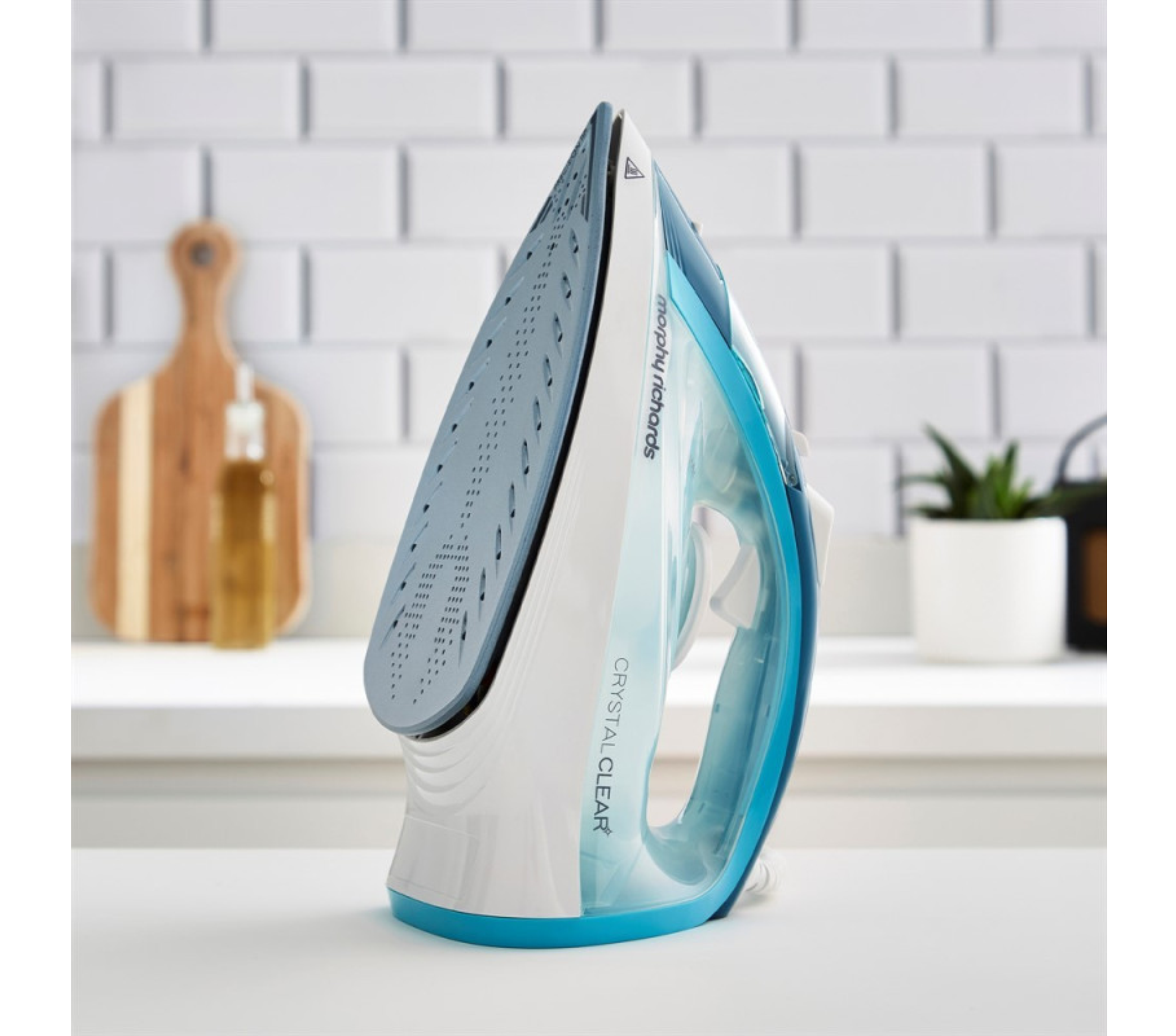 Morphy Richards Crystal Clear Blue Steam Iron | 300300